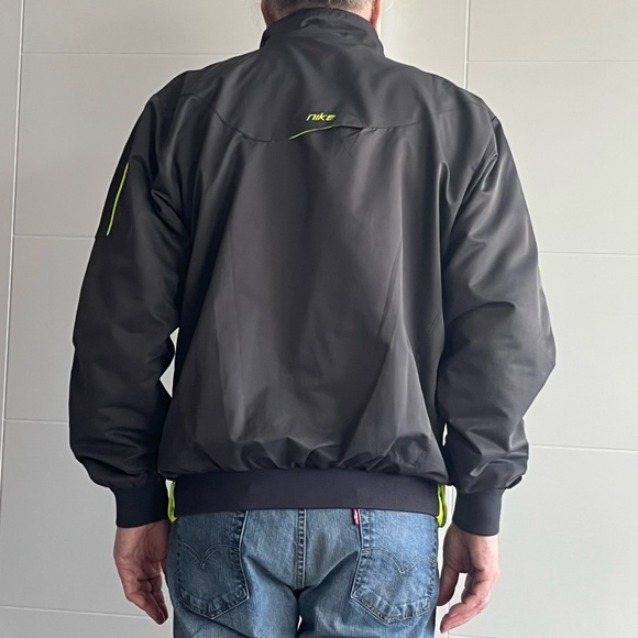 Jacket - Picture 5 of 14